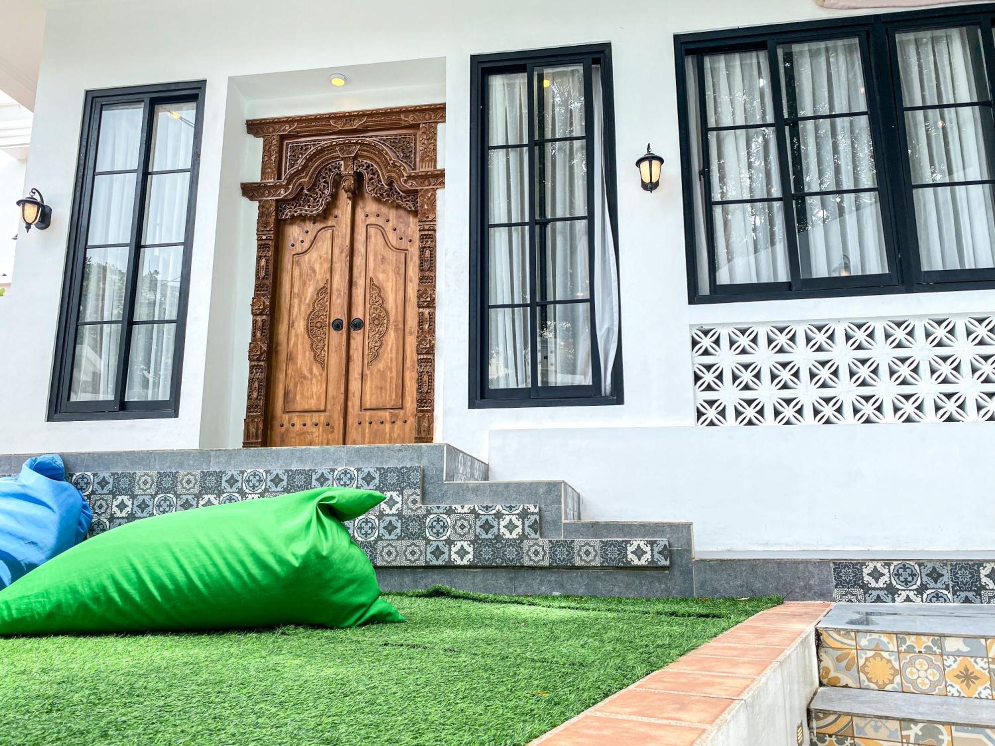 Pavilion The Lodge Bandung Bagian luar foto